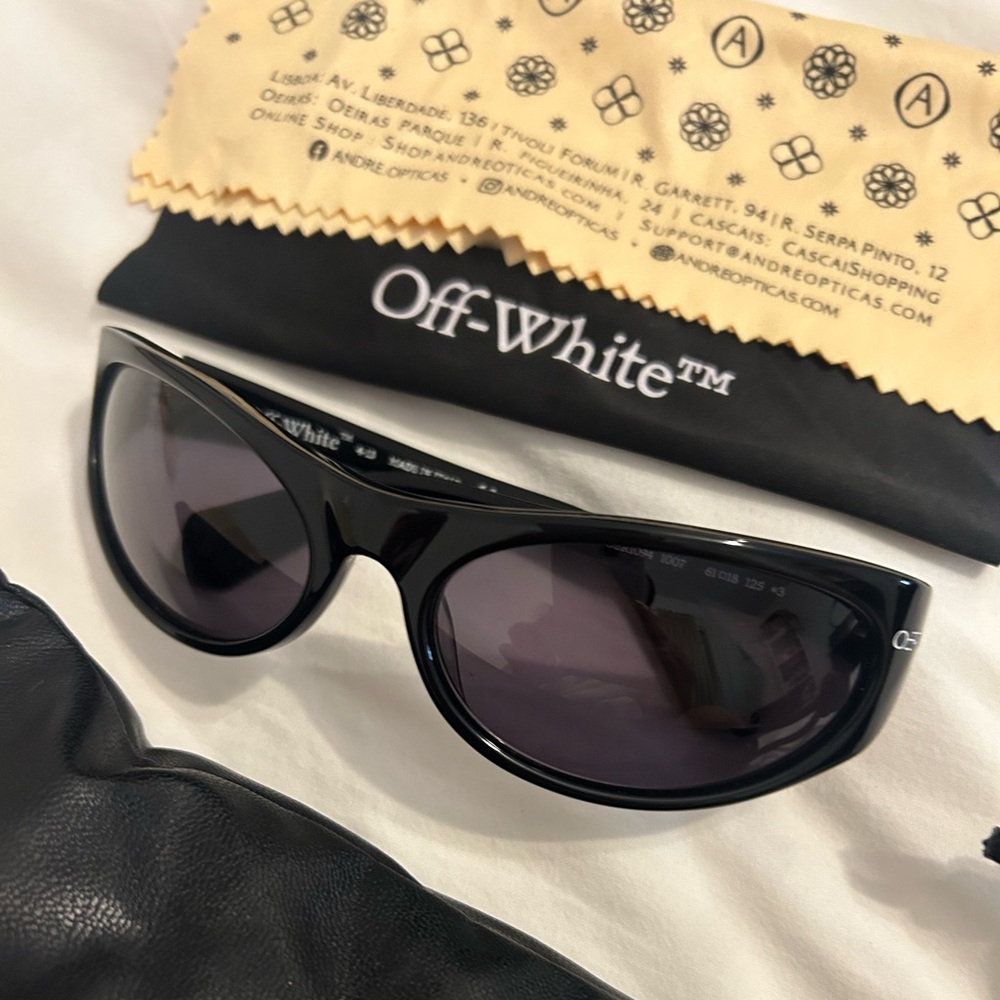 Black off-white Napoli sunglasses